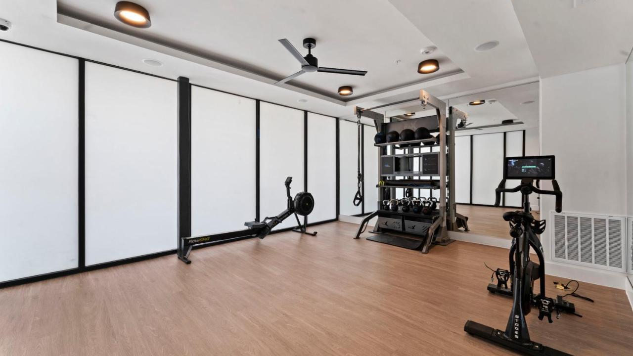 Luxury Central Apts - Free Parking, Gym, Fast Wifi Appartement Austin Buitenkant foto