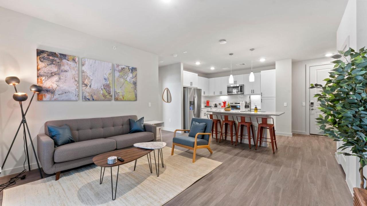 Luxury Central Apts - Free Parking, Gym, Fast Wifi Appartement Austin Buitenkant foto