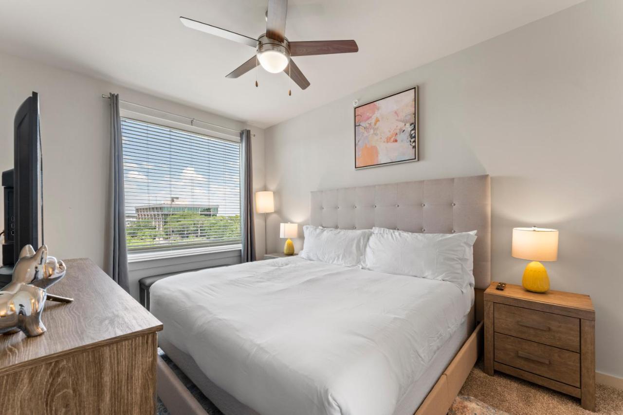 Luxury Central Apts - Free Parking, Gym, Fast Wifi Appartement Austin Buitenkant foto