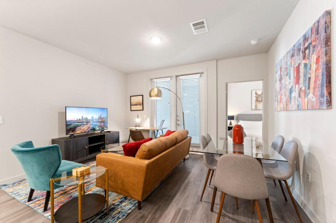 Luxury Central Apts - Free Parking, Gym, Fast Wifi Appartement Austin Buitenkant foto