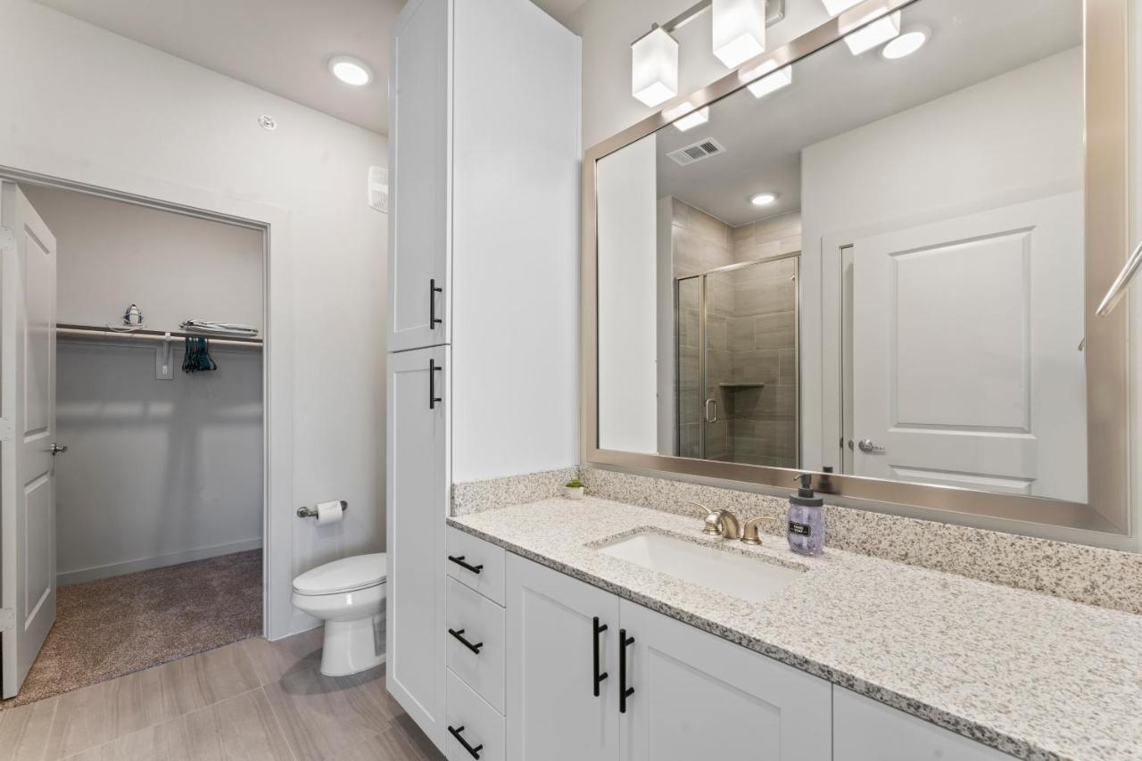 Luxury Central Apts - Free Parking, Gym, Fast Wifi Appartement Austin Buitenkant foto