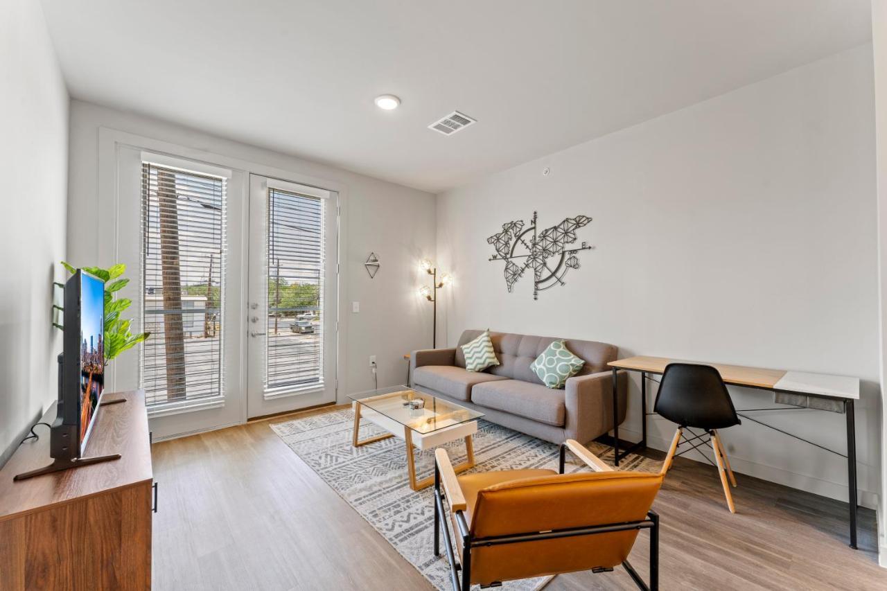 Luxury Central Apts - Free Parking, Gym, Fast Wifi Appartement Austin Buitenkant foto