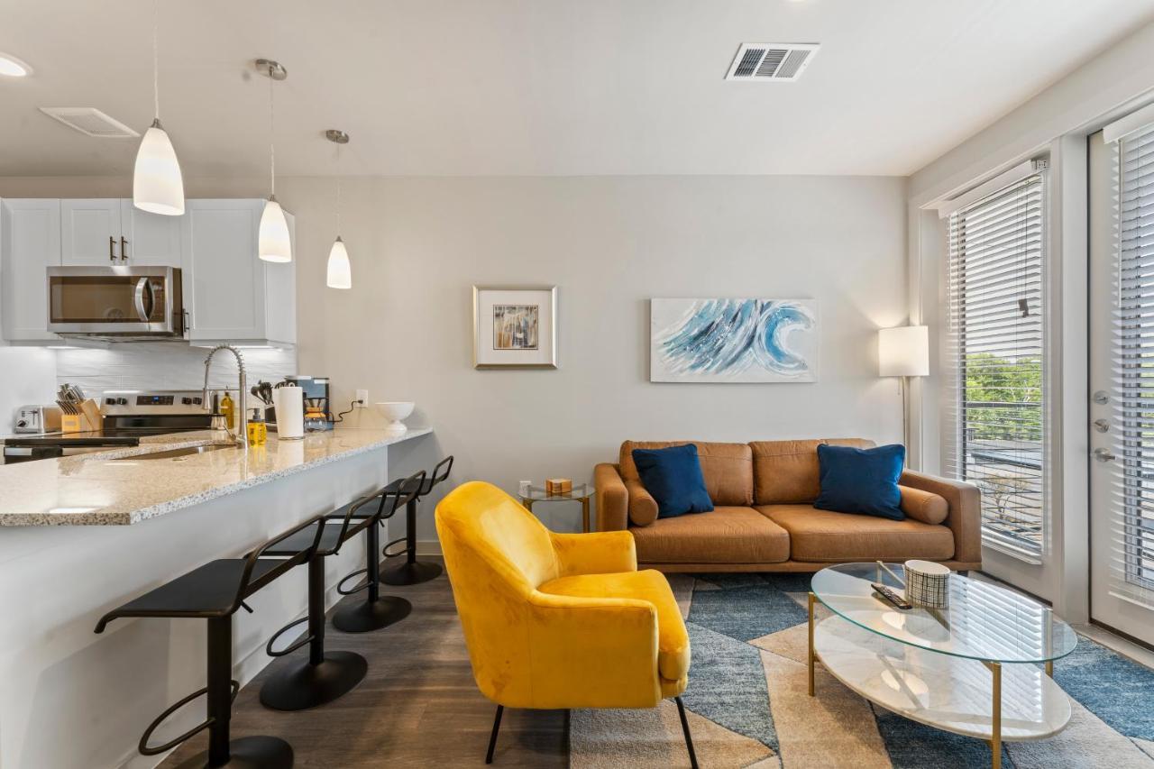 Luxury Central Apts - Free Parking, Gym, Fast Wifi Appartement Austin Buitenkant foto