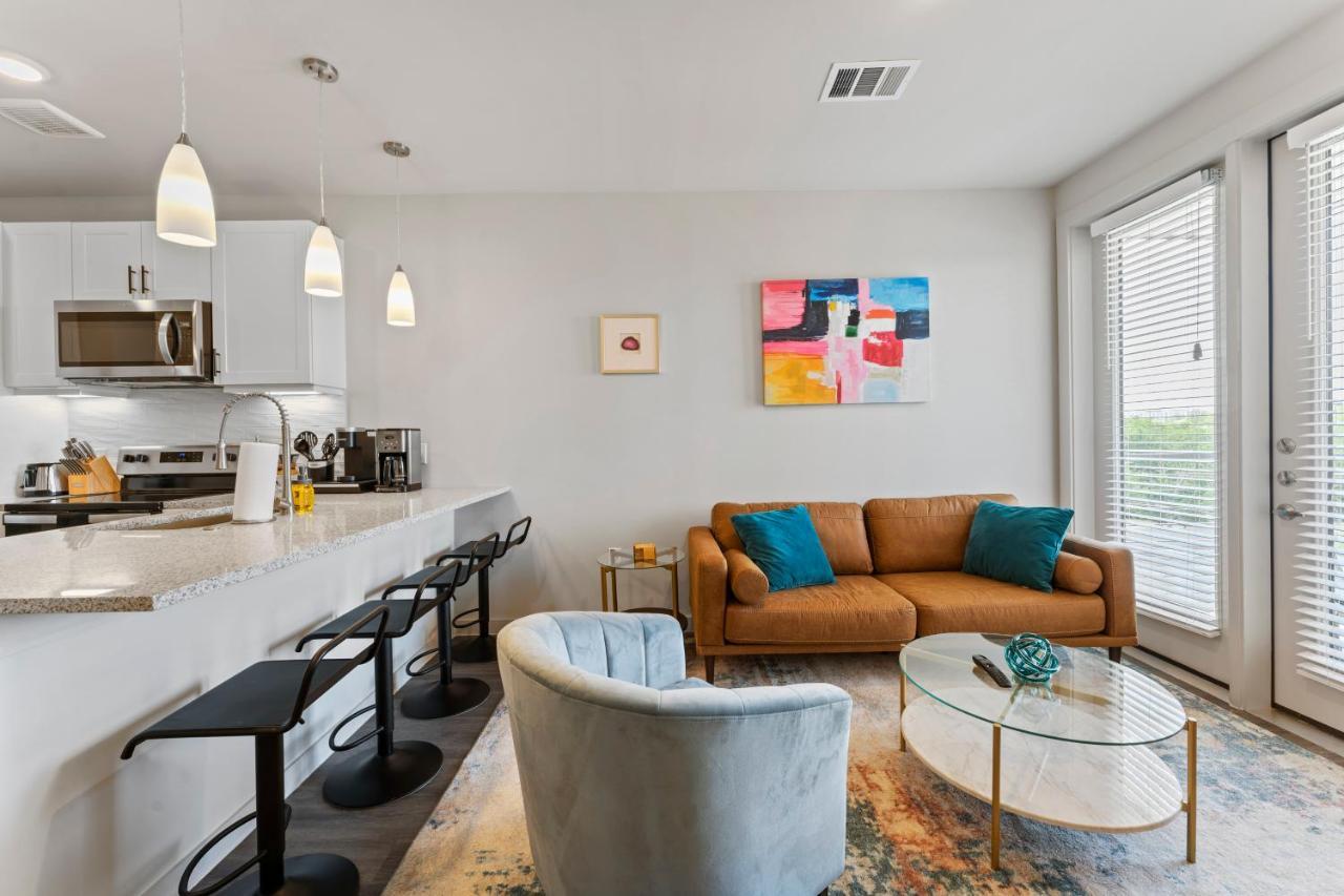 Luxury Central Apts - Free Parking, Gym, Fast Wifi Appartement Austin Buitenkant foto